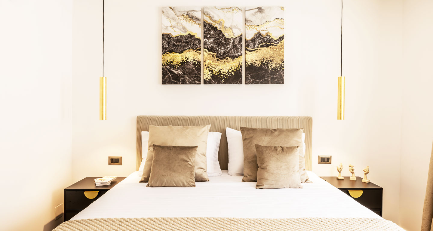 king-size-bed-villa-lavea